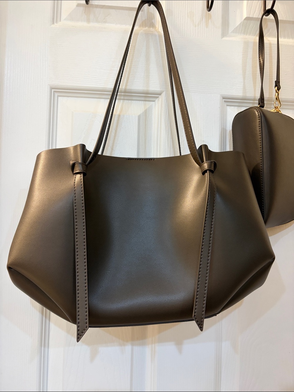 Charles & Keith Calla Tote in Dark Moss - Picture 3 of 8